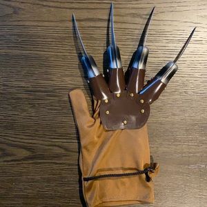 Freddy Krueger Glove